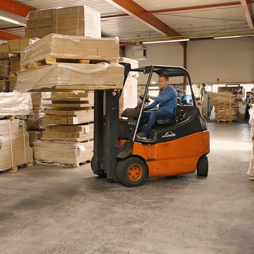 Houten vloer lood-W Houten vloeren magazijn