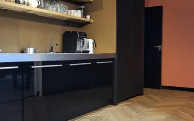 Houten vloer en vloerkoeling: Gaat dat samen? – 3 Tips