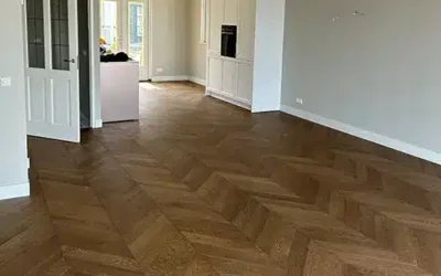 Kan een houten vloer op vloerverwarming? De échte complete uitleg